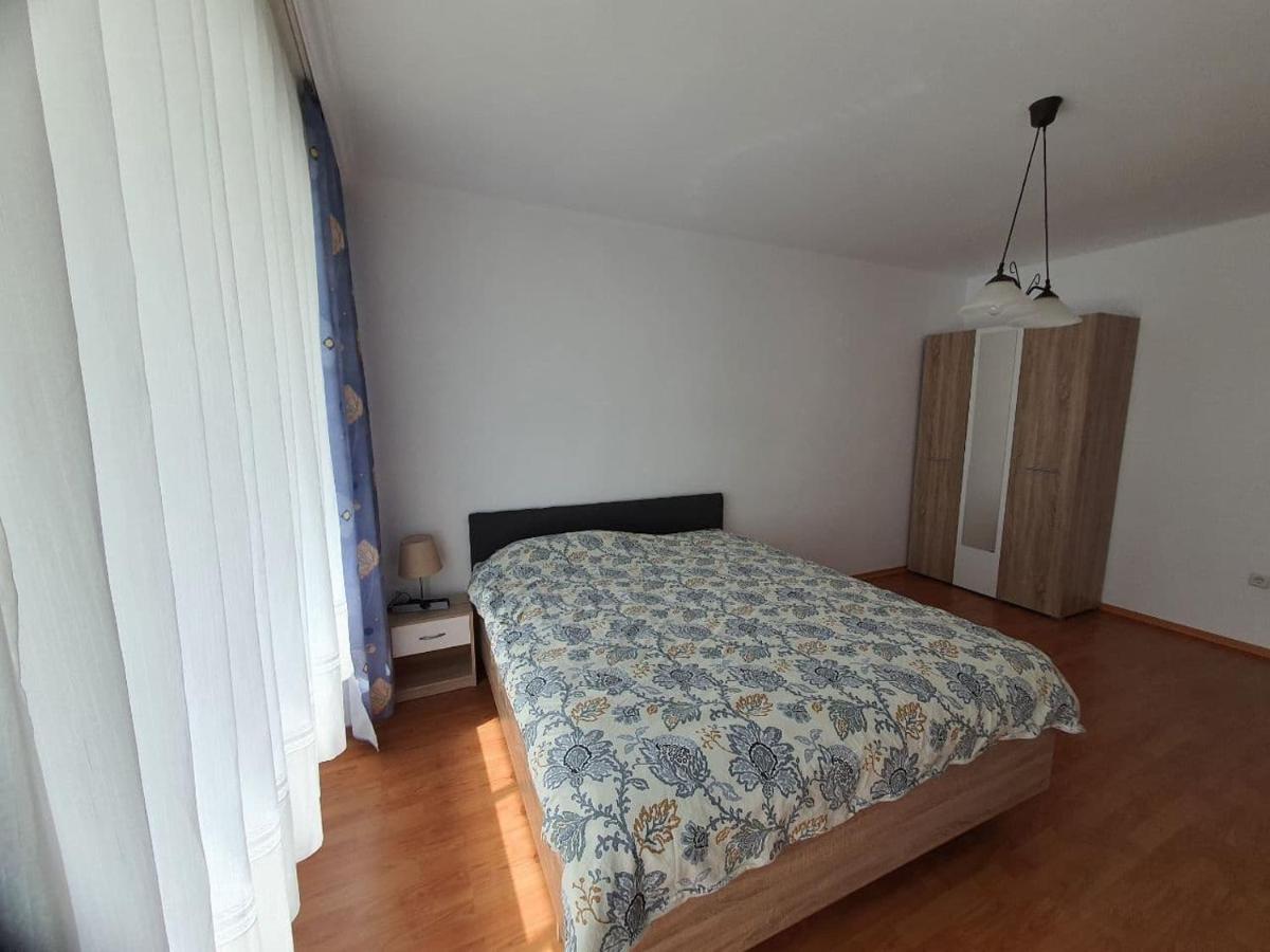 Апртамент Чайка Бл.17 Varna Esterno foto